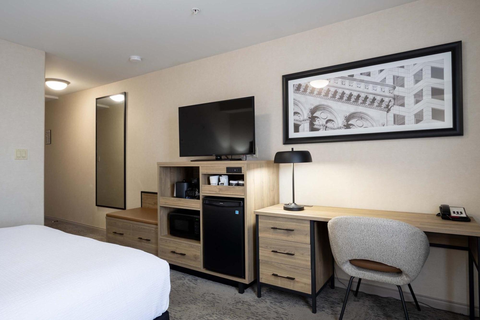 Sandman Hotel & Suites Winnipeg Airport Exteriör bild